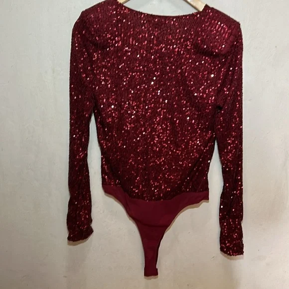 Obsession Sequin Bodysuit Burgundy Size Medium NWT - Picture 3 of 7